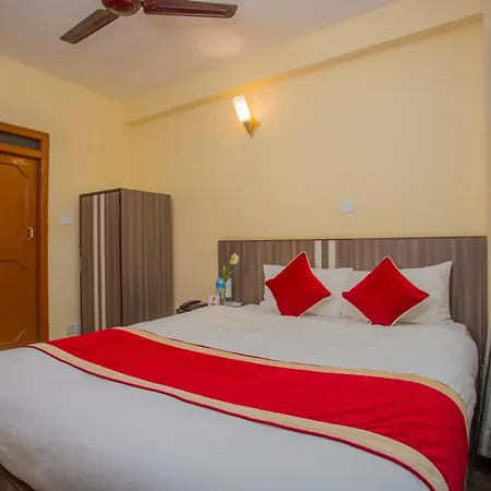 Oyo 297 Hotel Aayam