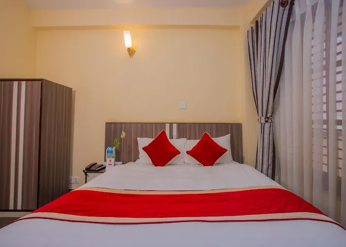 Hotel Oyo 297 Aayam 2*