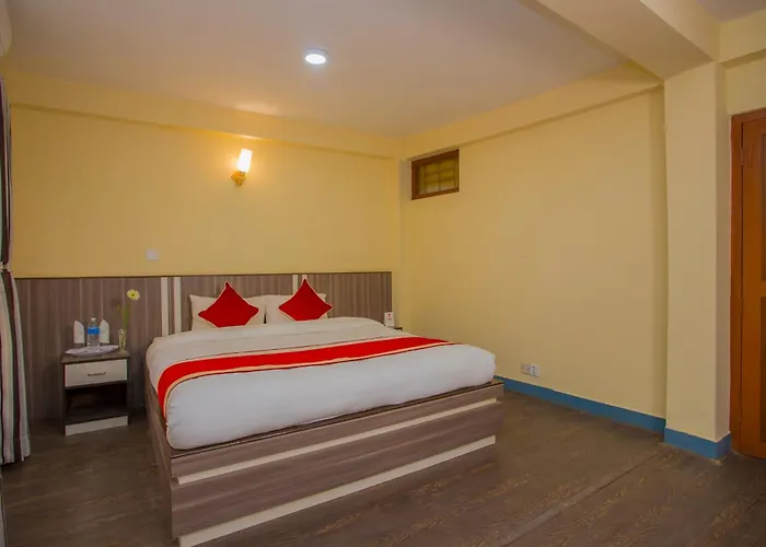 Oyo 297 Aayam Hotel