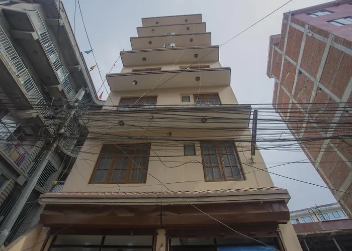 Oyo 297 Aayam Hotel 2*